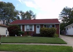  Evening Star Ave, Maple Heights OH