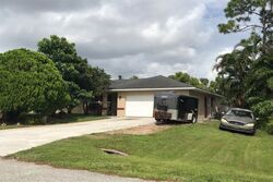 Pre-foreclosure in  COLUMBINE RD Fort Myers, FL 33967