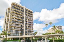 Pre-foreclosure in  PRESIDENTIAL WAY  West Palm Beach, FL 33401