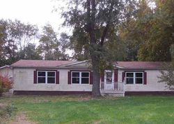 Pre-foreclosure in  E MYRTLE ST Virginia, IL 62691