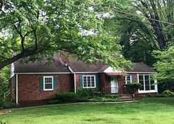 Pre-foreclosure Listing in WESTWOOD PL EAST ALTON, IL 62024