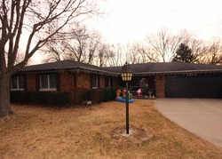 Pre-foreclosure in  N SAYMORE CT Peoria, IL 61615