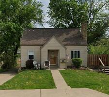 Pre-foreclosure Listing in WALLACE DR PITTSBURGH, PA 15227