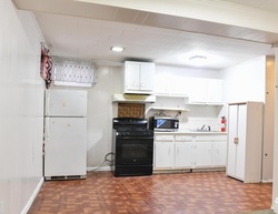 Pre-foreclosure Listing in HAWTREE ST OZONE PARK, NY 11417
