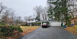  S Parker Dr, Monsey NY