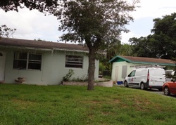 Pre-foreclosure in  SARAZEN DR West Palm Beach, FL 33413