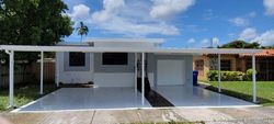 Pre-foreclosure in  NW 43RD ST Miami, FL 33127