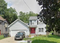 Pre-foreclosure in  WESTWOOD AVE Akron, OH 44302