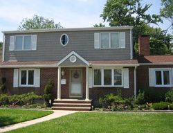 Pre-foreclosure Listing in SADDLE RIVER RD SADDLE BROOK, NJ 07663