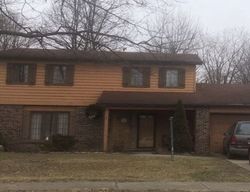 Pre-foreclosure in  OAK WIND CT Fort Wayne, IN 46845