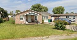 Pre-foreclosure in  MAPLE CT Martinsville, IN 46151