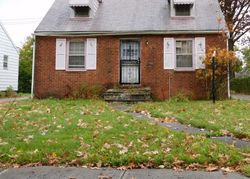 Pre-foreclosure in  E 177TH ST Cleveland, OH 44128