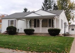 Pre-foreclosure Listing in MONROE AVE CUYAHOGA FALLS, OH 44221