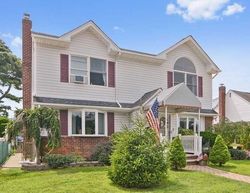 Pre-foreclosure in  LYDIA DR Franklin Square, NY 11010