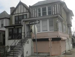 Pre-foreclosure in  WOODCREST AVE Philadelphia, PA 19131