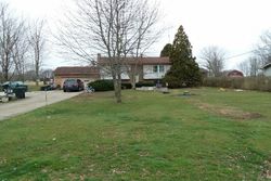 Pre-foreclosure in  LAKEVIEW RD Cortland, OH 44410