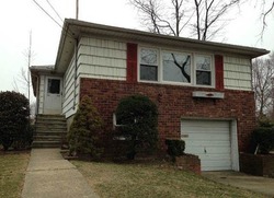 Pre-foreclosure Listing in 220TH ST BAYSIDE, NY 11361