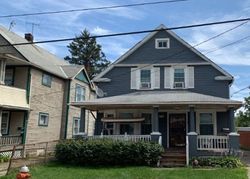  W 49th St, Cleveland OH