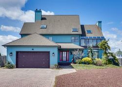 Pre-foreclosure Listing in TILTON RD BRICK, NJ 08723