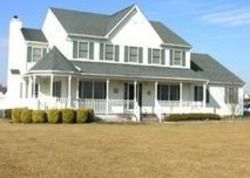 Pre-foreclosure Listing in WADING RIVER MANOR RD WADING RIVER, NY 11792