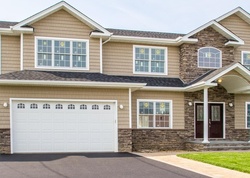 Pre-foreclosure Listing in ELDORADO BLVD PLAINVIEW, NY 11803