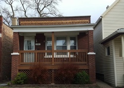 Pre-foreclosure in  E 89TH PL Chicago, IL 60619
