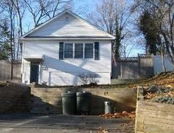 Pre-foreclosure Listing in LAKESIDE TRL RIDGE, NY 11961