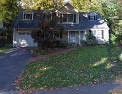 Pre-foreclosure Listing in BAYVIEW AVE EAST SETAUKET, NY 11733