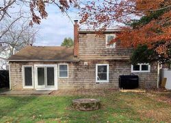 Pre-foreclosure Listing in CLINTON ST BABYLON, NY 11702