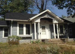 Pre-foreclosure in  W MONTANA ST Peoria, IL 61605