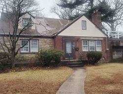 Pre-foreclosure Listing in MELVIN AVE WEST HEMPSTEAD, NY 11552