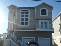 Pre-foreclosure in  VICTOR AVE Hudson, FL 34667