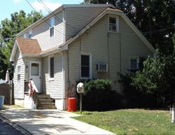 Pre-foreclosure in  RUSSELL CT Seaford, NY 11783