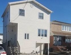 Pre-foreclosure Listing in 95TH ST HOWARD BEACH, NY 11414