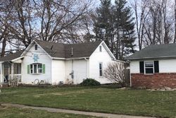 Pre-foreclosure Listing in SAYRE ST GREEN VALLEY, IL 61534
