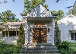 Pre-foreclosure in  WOODBURY RD Cold Spring Harbor, NY 11724