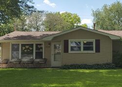 Pre-foreclosure in  11TH ST Silvis, IL 61282