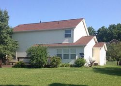 Pre-foreclosure in  BERRYWOOD DR Avon, IN 46123
