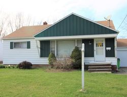  Fullerwood Dr, Euclid OH