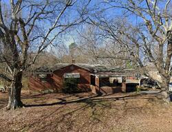 Pre-foreclosure in  GLORY RD Mooresville, NC 28117