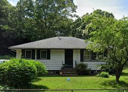 Pre-foreclosure Listing in WILSON AVE MEDFORD, NY 11763