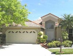 Pre-foreclosure in  LAKE CREST CT Fort Lauderdale, FL 33326