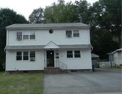 Pre-foreclosure Listing in WANAQUE AVE HASKELL, NJ 07420