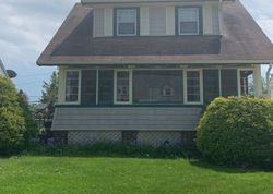Pre-foreclosure in  MORRIS AVE Euclid, OH 44123