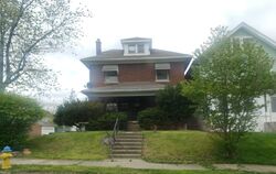 Pre-foreclosure Listing in BOWEN ST DAYTON, OH 45410