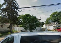  Hillside Ct, Uniondale NY