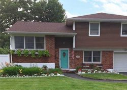 Pre-foreclosure Listing in SHERRY ST EAST ISLIP, NY 11730