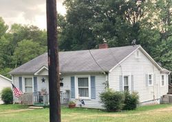 Pre-foreclosure in  MCCRAY AVE Kannapolis, NC 28081