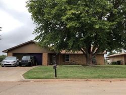 Pre-foreclosure Listing in VILLAGE DR ALTUS, OK 73521