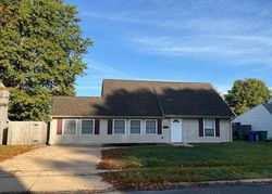 Pre-foreclosure in  ISLAND RD Levittown, PA 19057